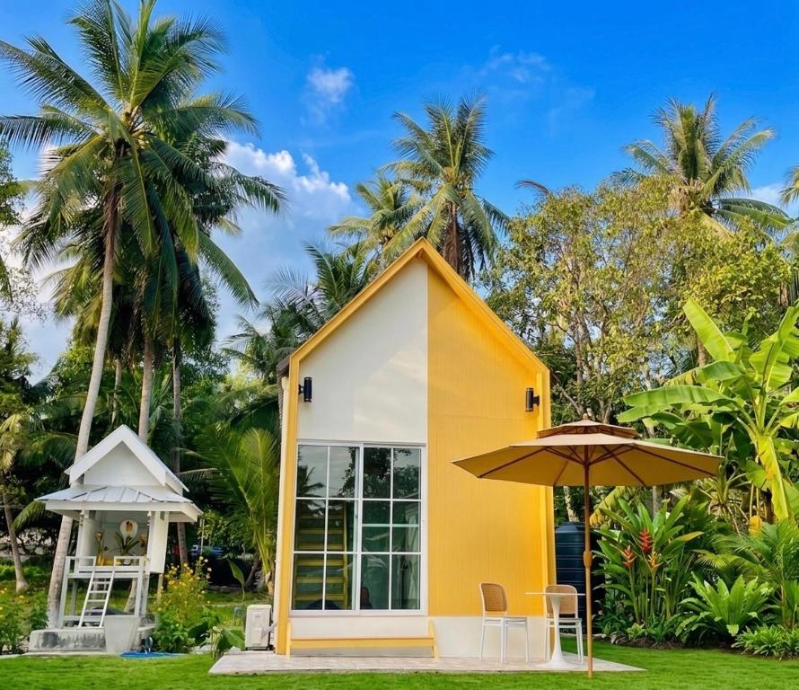 Tiny Secret – Koh Phangan